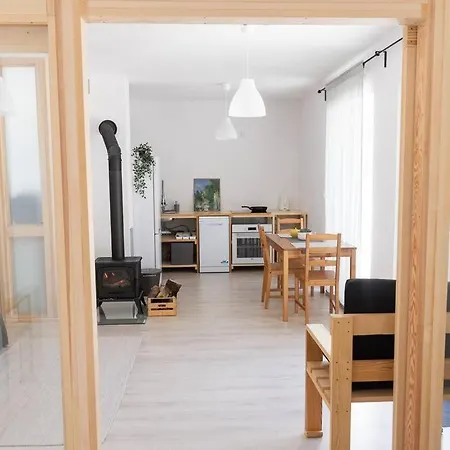 فيلة Nowy Dom Przy Starym Krzesle - W Pelniku